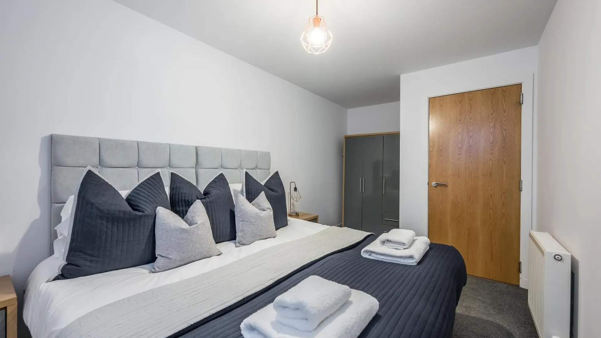 Casa Fresa - Castle Heights Apartment Dundee